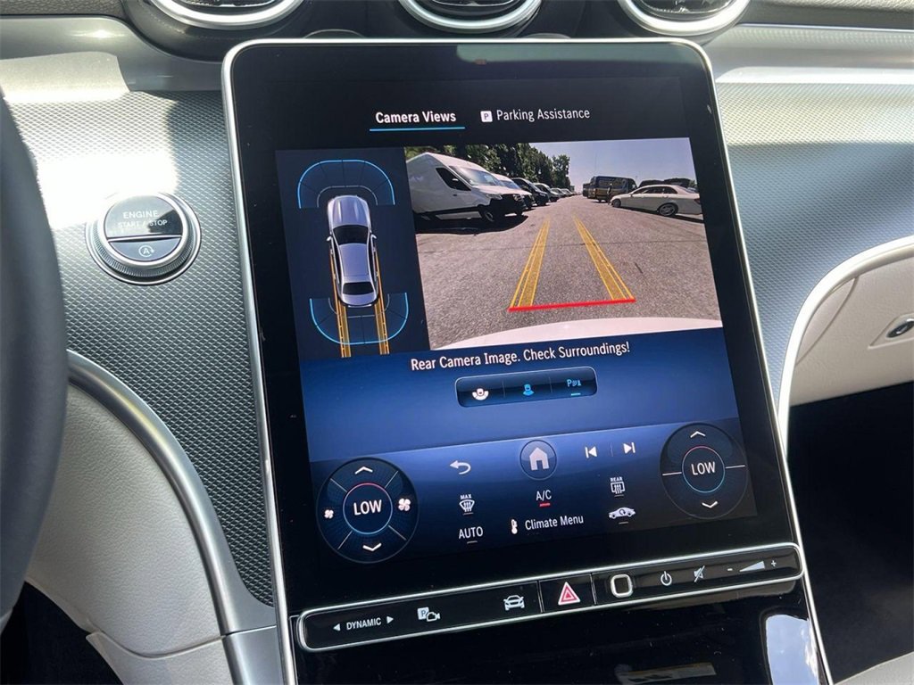 Used 2025 Mercedes-Benz C 300 4MATIC Sedan image 17