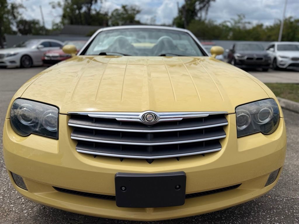Used 2005 Chrysler Crossfire Limited image 16