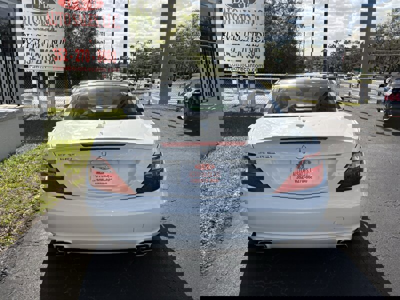 Used 2015 Mercedes-Benz SLK 250 w/ Premium Package image 5