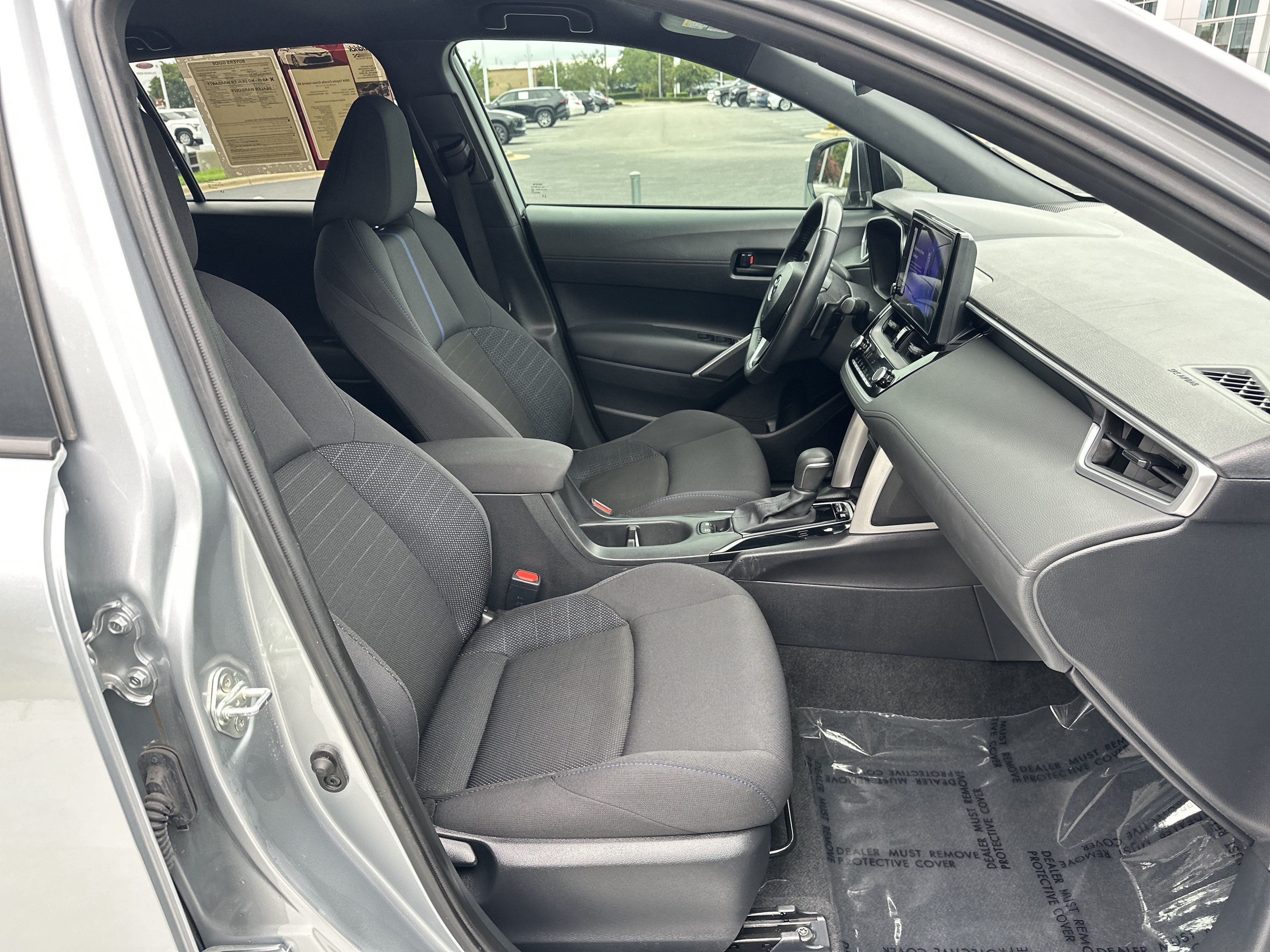 Used 2024 Toyota Corolla Cross AWD Hybrid image 33