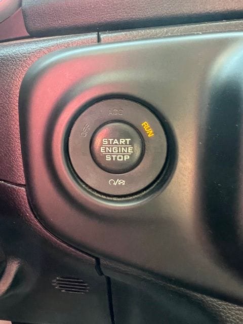 Certified 2018 Jeep Wrangler Unlimited Sahara AWD/4WD image 11