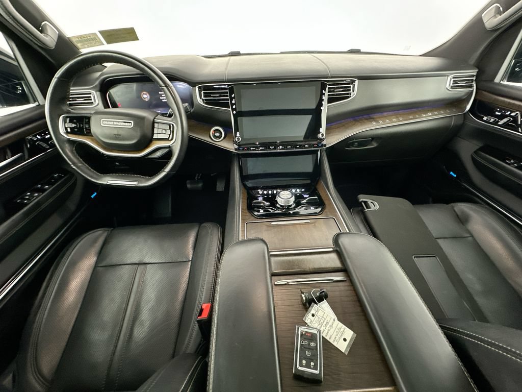 Used 2023 Jeep Grand Wagoneer 4WD image 10