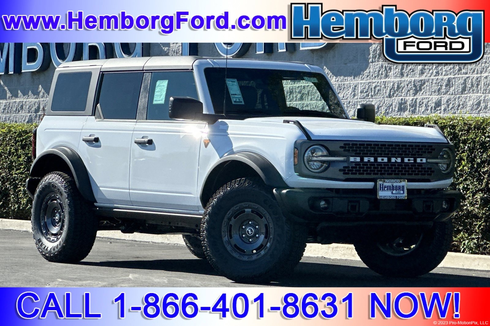 New 2025 Ford Bronco Badlands w/ Sasquatch Package image 1