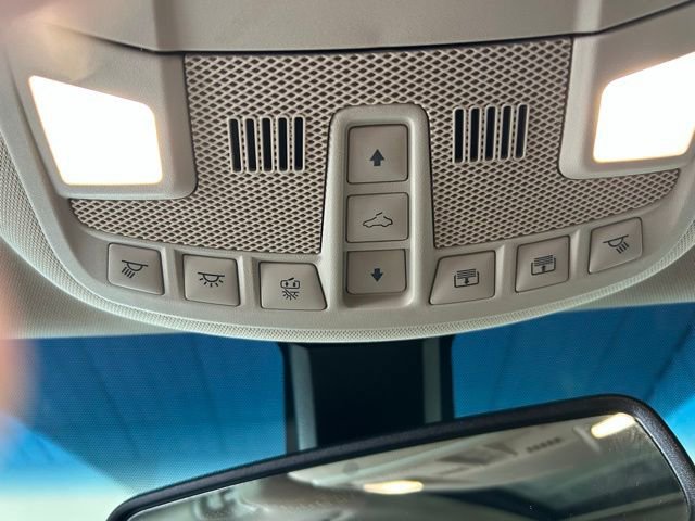 Used 2017 Lincoln MKX Reserve w/ Driver Assistance Package image 23