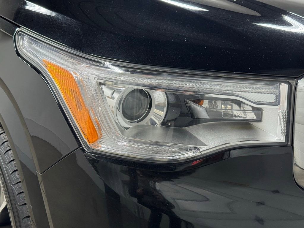 Used 2017 GMC Acadia Denali w/ Technology Package image 11