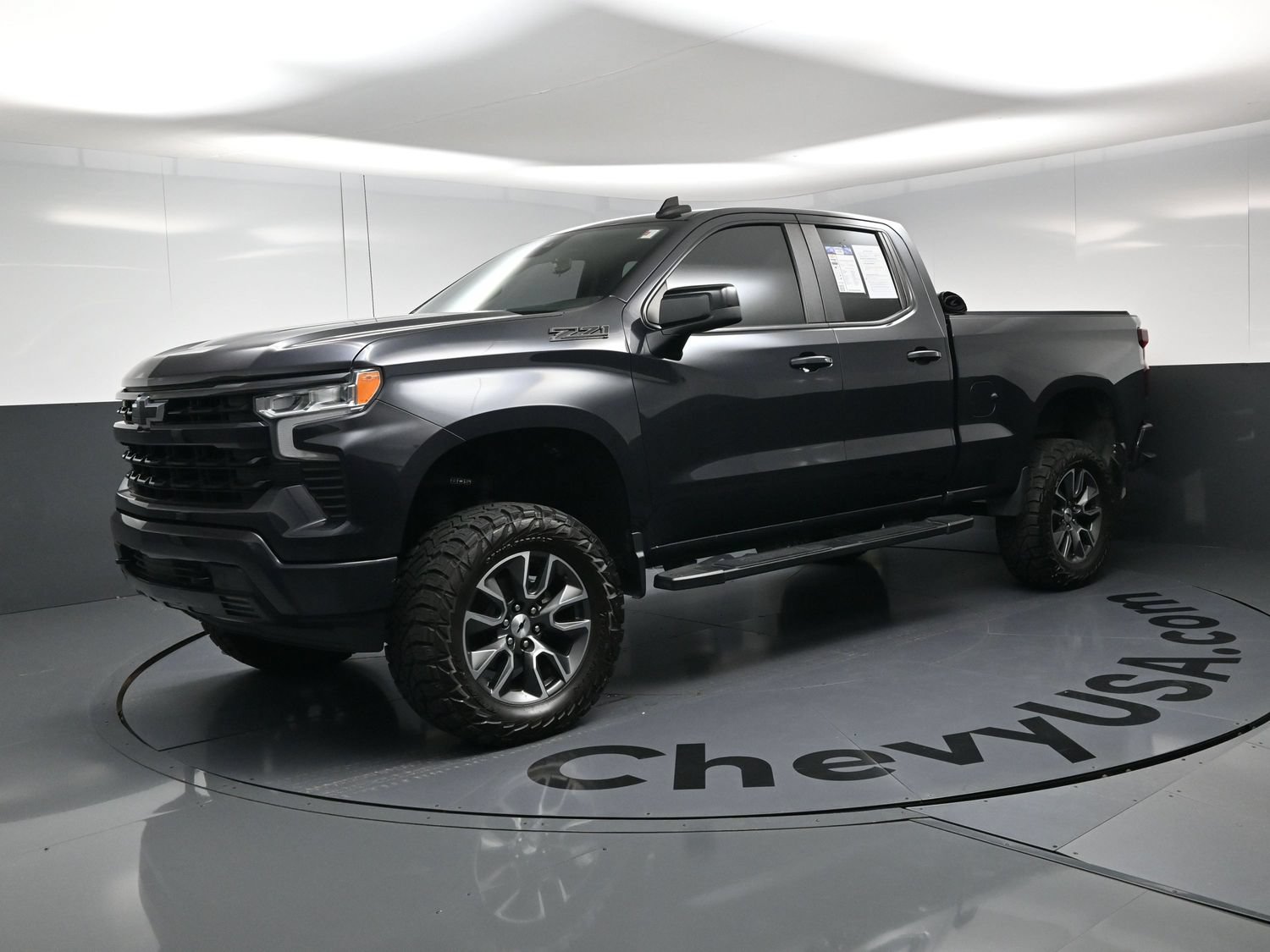 Used 2022 Chevrolet Silverado 1500 RST w/ Z71 Off-Road Package AWD/4WD image 11