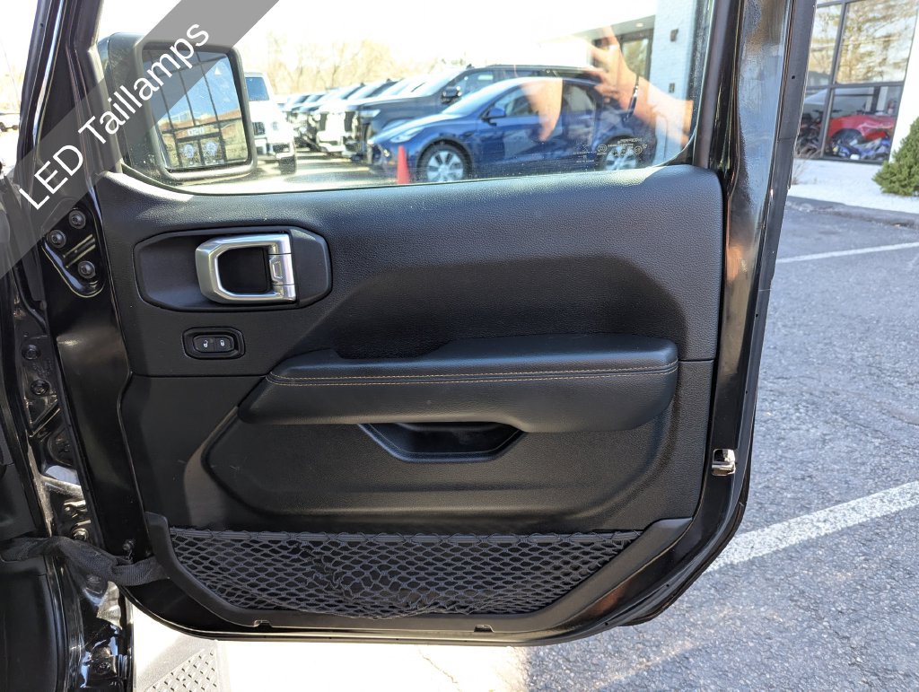 Used 2021 Jeep Gladiator Overland AWD/4WD image 35