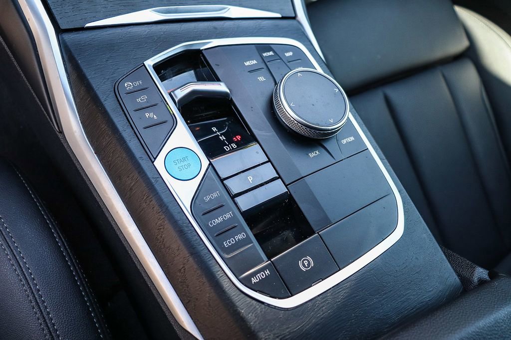 Used 2023 BMW i4 eDrive40 w/ Premium Package image 19