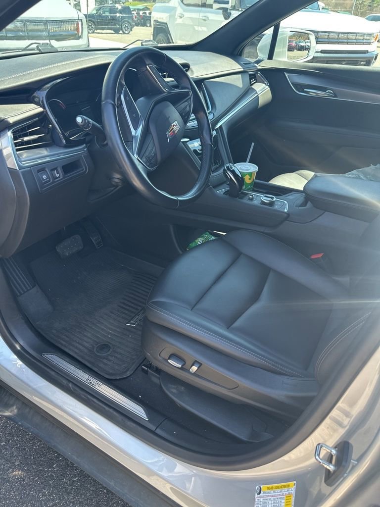 Used 2020 Cadillac XT5 Luxury image 3