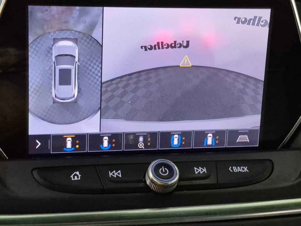 Used 2019 Chevrolet Blazer Premier w/ Sun and Wheels Package image 21