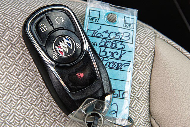 Used 2023 Buick Encore GX Preferred w/ Cold Weather Comfort Package FWD image 19