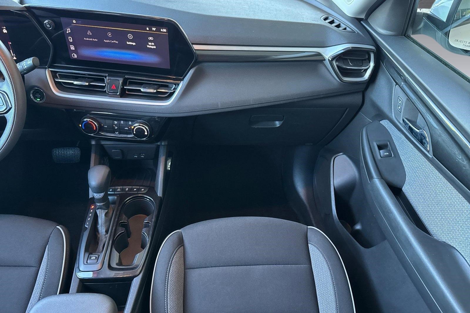 Used 2025 Chevrolet TrailBlazer LT image 29