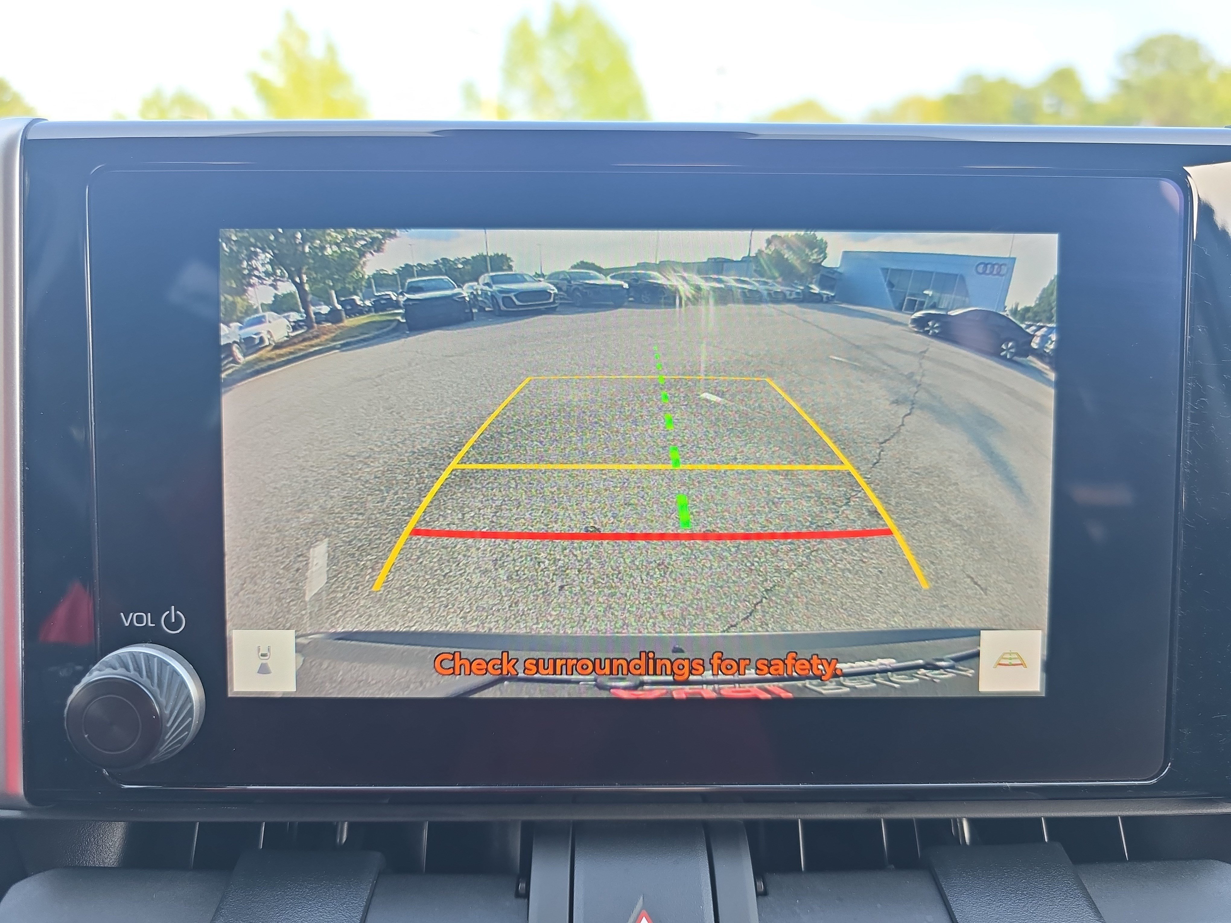Used 2025 Toyota RAV4 XLE FWD image 21