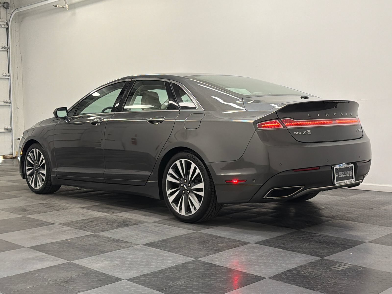 Used 2019 Lincoln MKZ Reserve AWD/4WD image 6