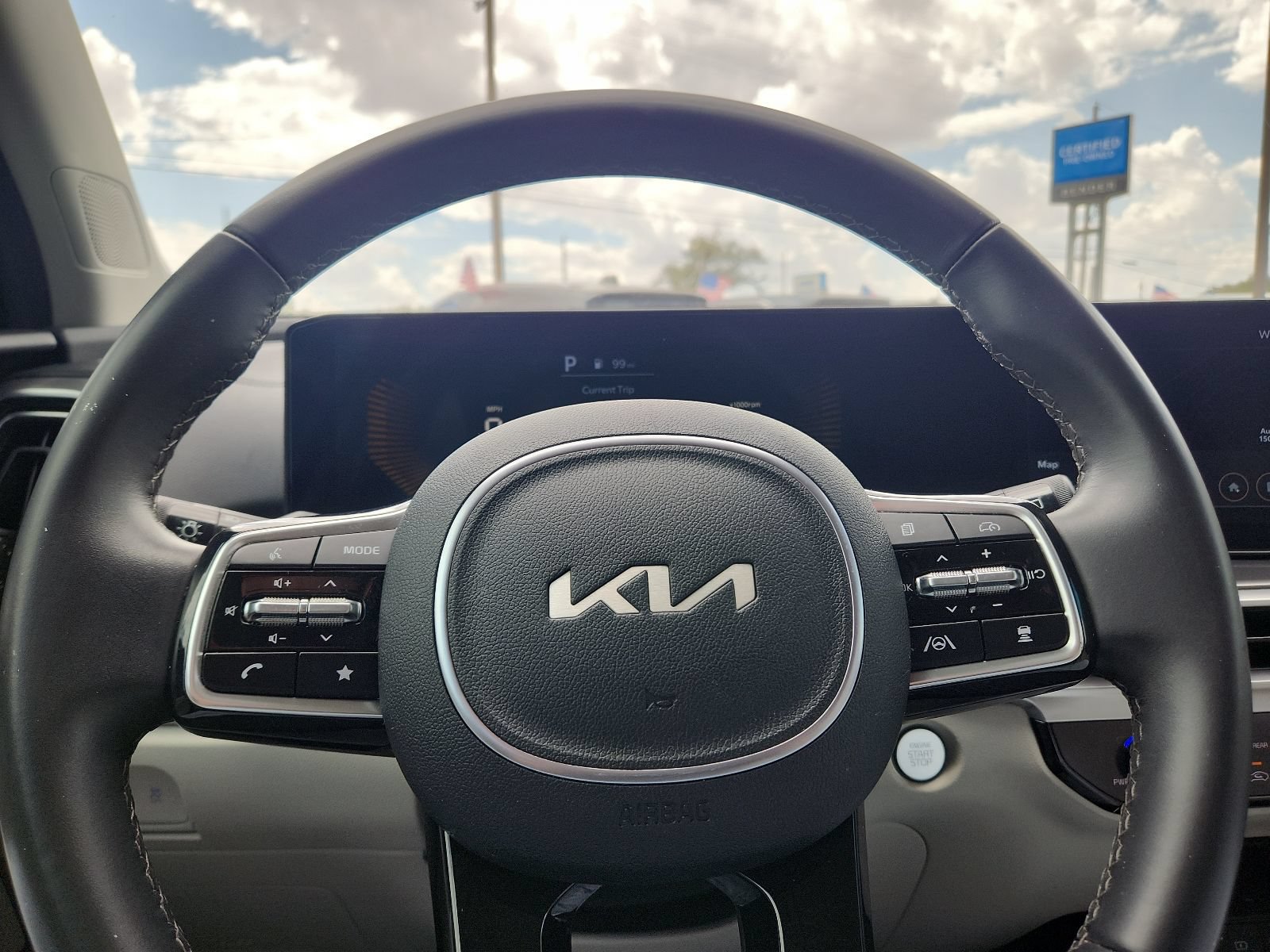 Used 2024 Kia Sorento EX w/ Panoramic Sunroof Package FWD image 19