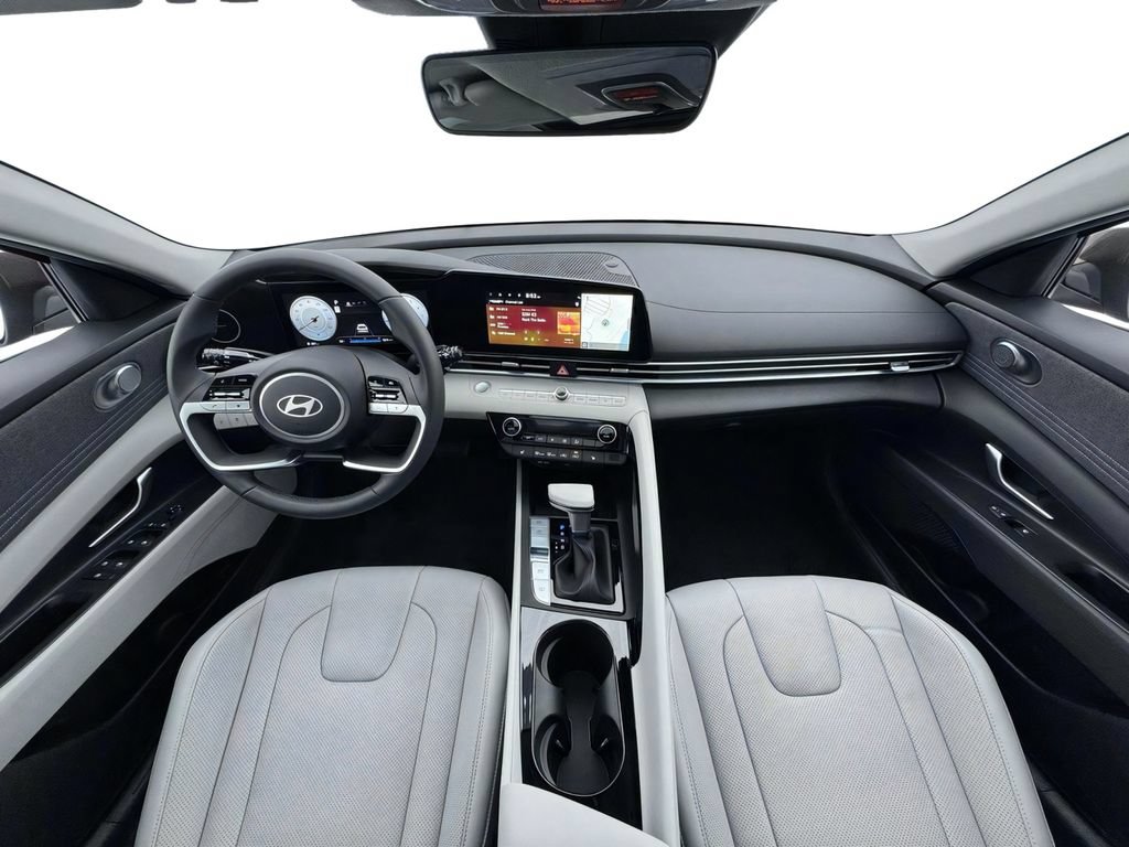 New 2026 Hyundai Elantra Limited FWD image 15