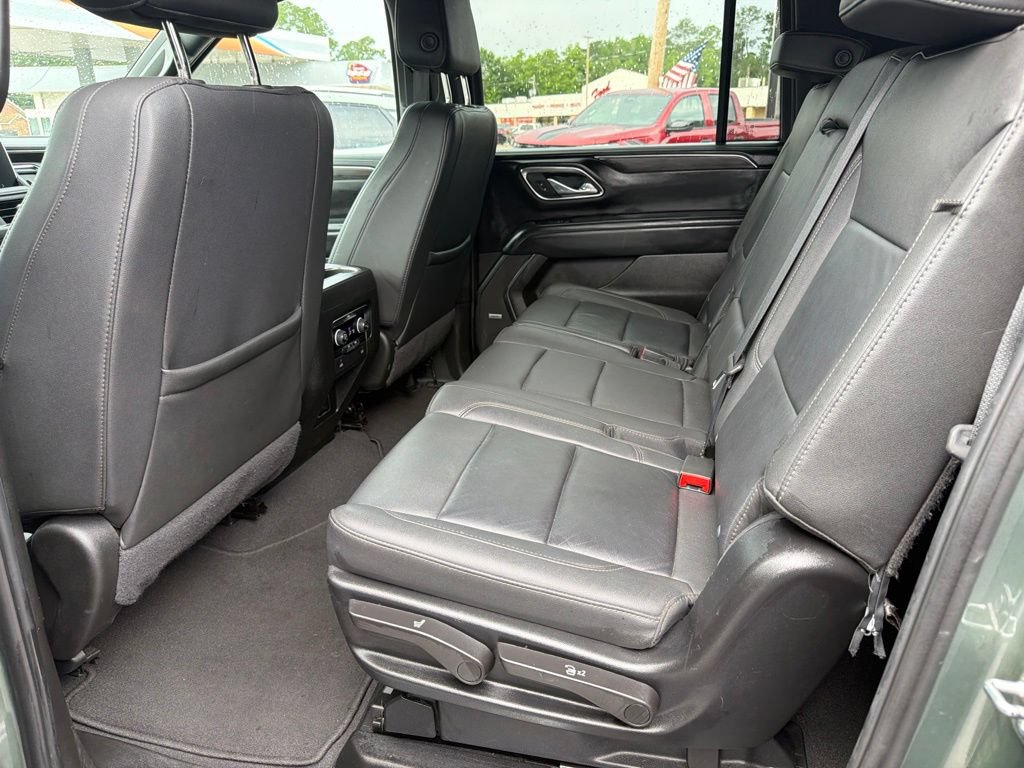 Used 2024 Chevrolet Suburban LT AWD/4WD image 15