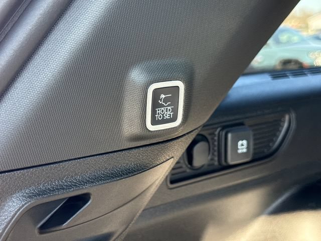 New 2026 Jeep Grand Cherokee Altitude AWD/4WD image 32