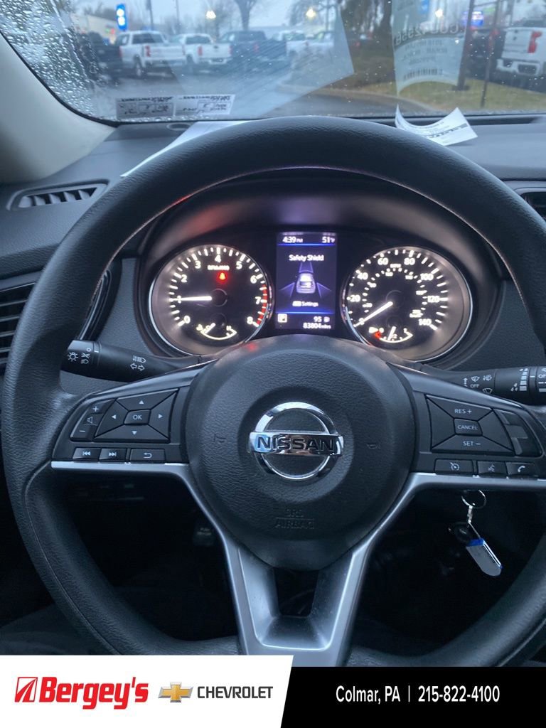 Used 2018 Nissan Rogue S image 31