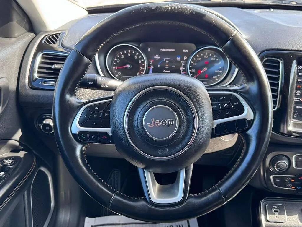 Used 2020 Jeep Compass Limited FWD image 17