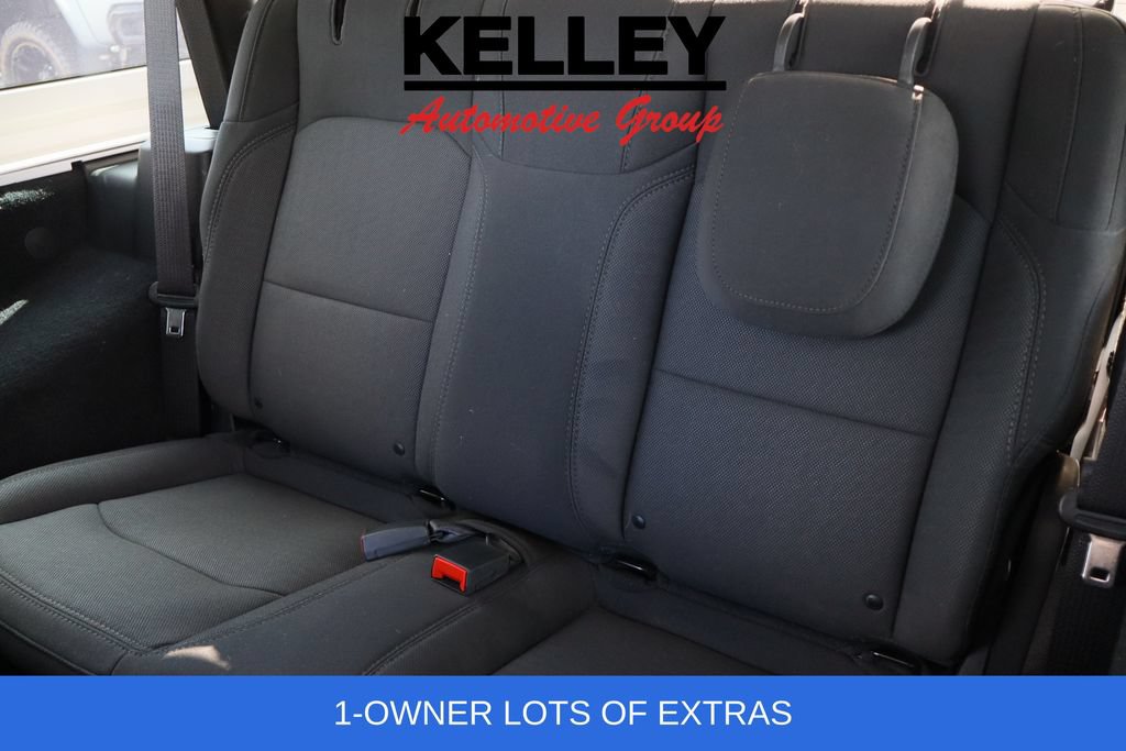 Used 2021 Jeep Wrangler Sport AWD/4WD image 25