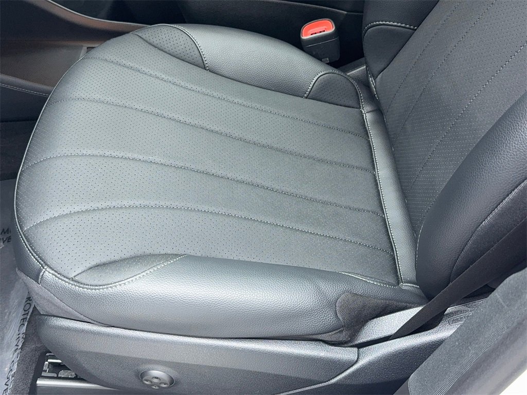 Used 2024 Mercedes-Benz EQE 350+ SUV w/ AMG Line Exterior Package image 41