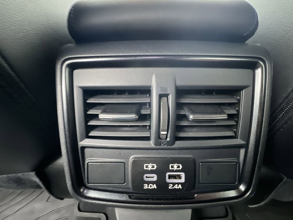 Used 2025 Subaru Forester Limited image 22