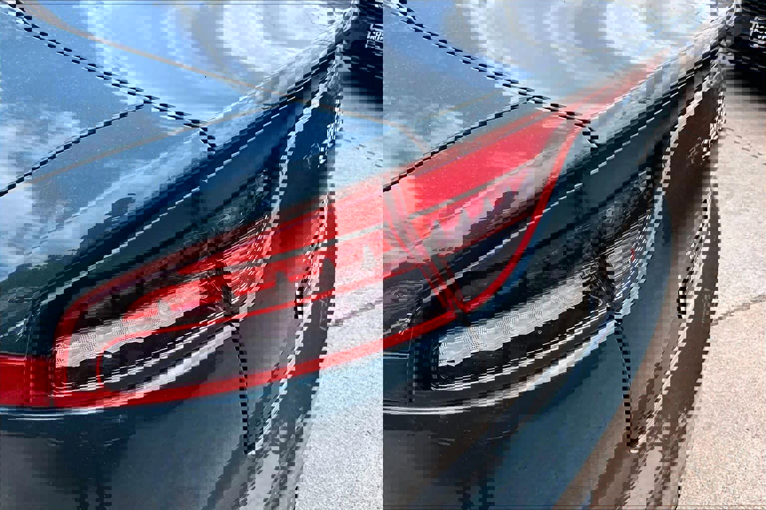 Used 2023 Kia Stinger GT2 image 28