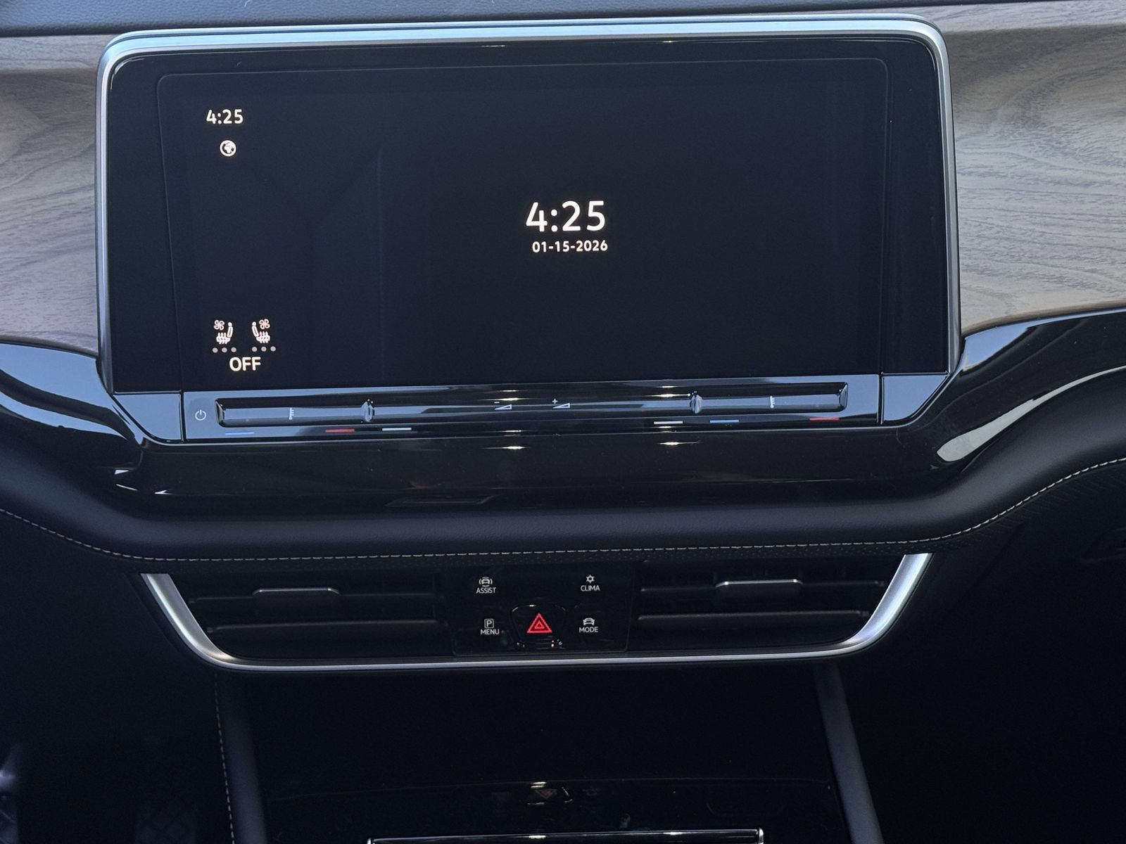 New 2026 Volkswagen Atlas SE image 16