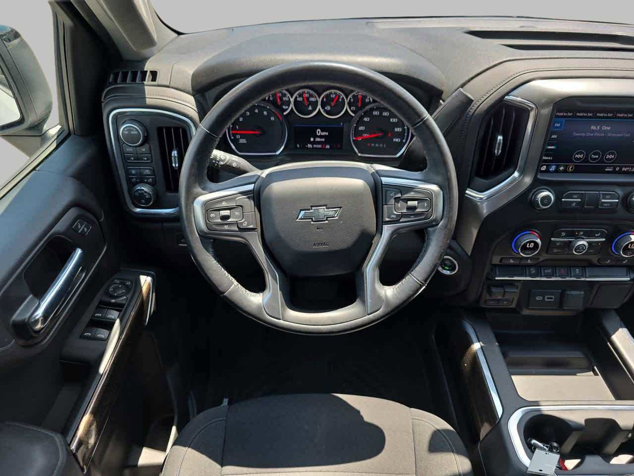 Used 2021 Chevrolet Silverado 1500 LT Trail Boss w/ Bed Protection Package AWD/4WD image 11