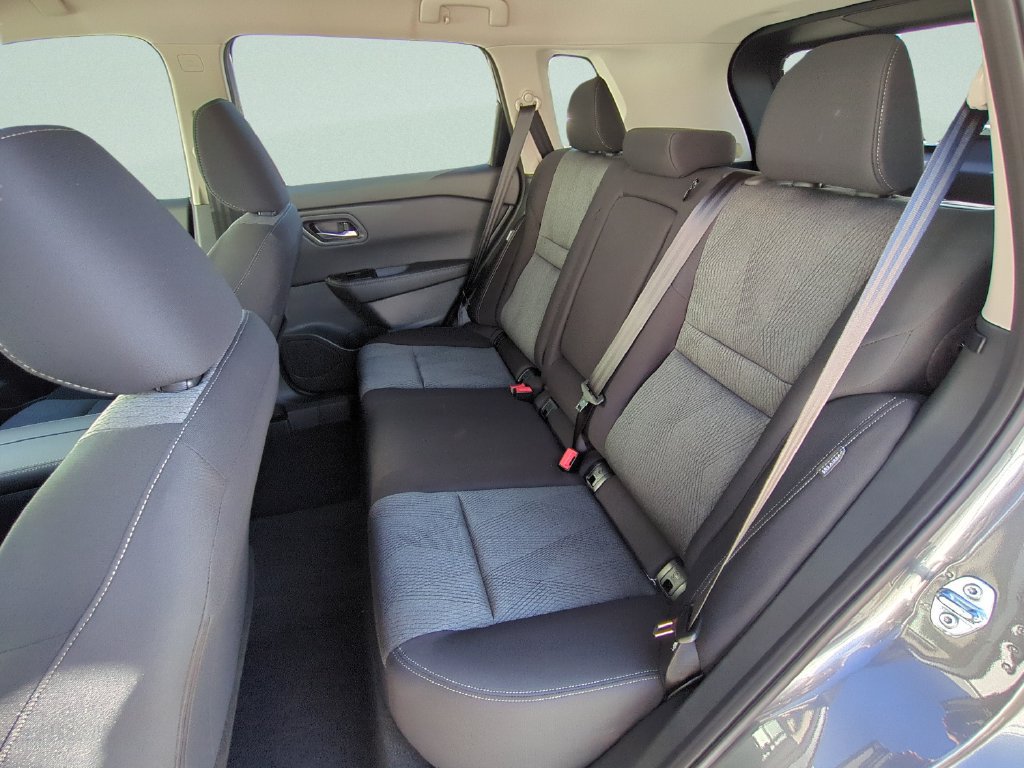 Certified 2026 Nissan Rogue SV w/ Cold Weather Package FWD image 6