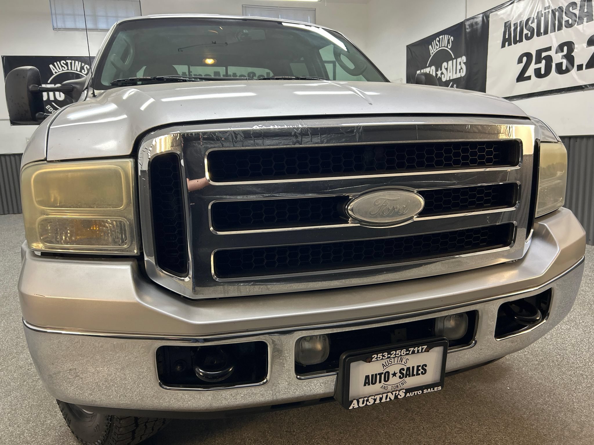 Used 2007 Ford F350 Lariat AWD/4WD image 2