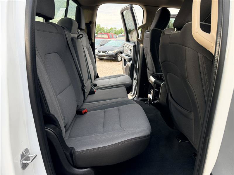 Used 2019 RAM 1500 Big Horn AWD/4WD image 16