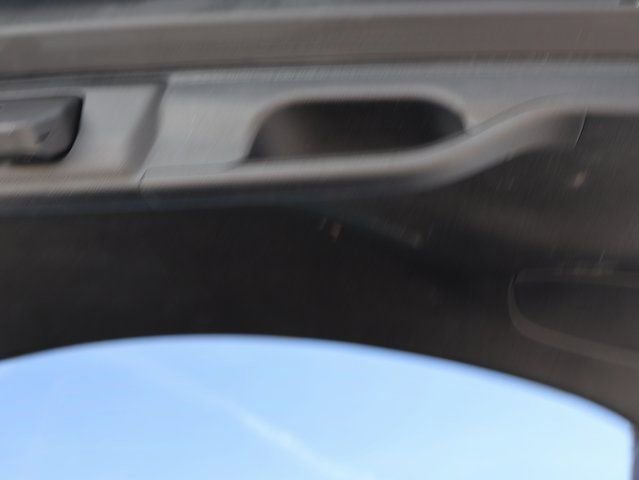 Used 2019 Jeep Cherokee Limited image 20