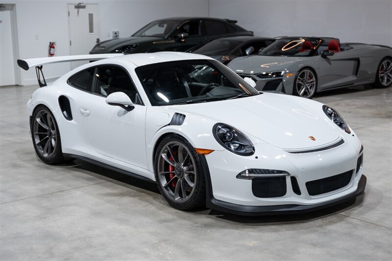 Used 2016 Porsche 911 GT3 RS RWD image 8