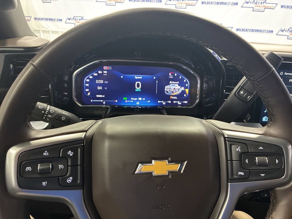 Used 2026 Chevrolet Silverado 2500 LTZ AWD/4WD image 28