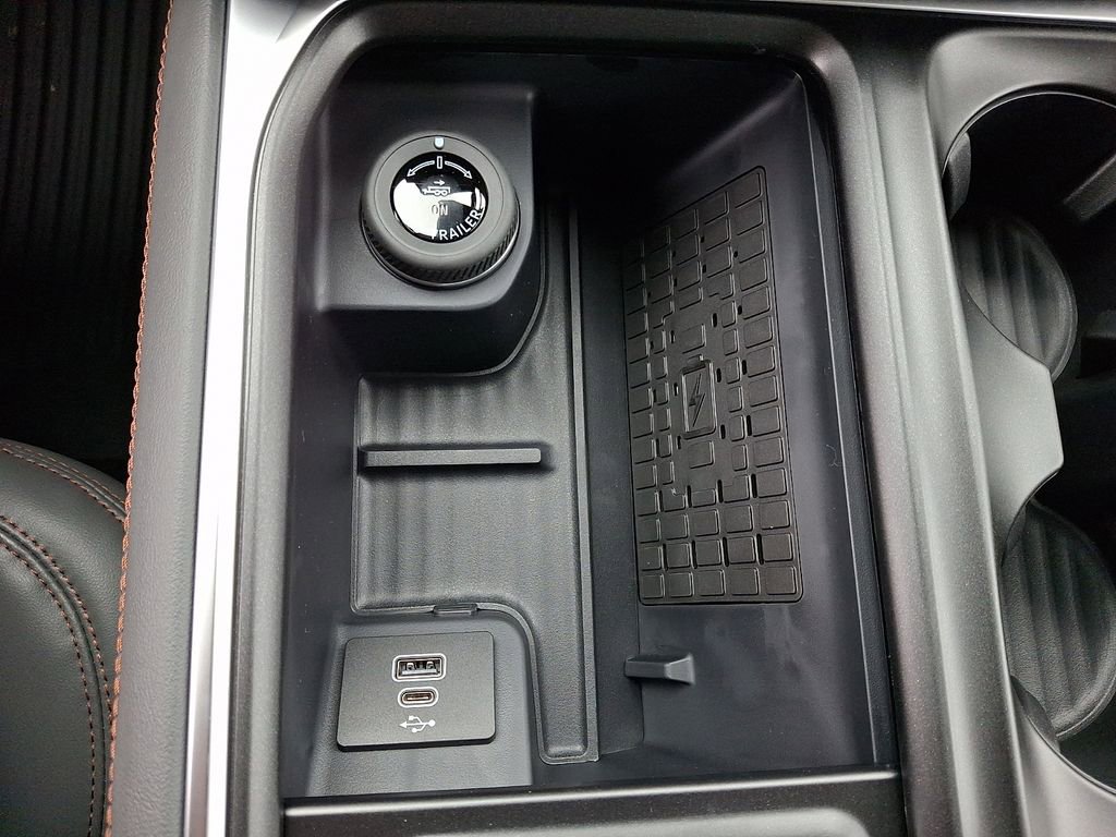 New 2025 Ford Expedition Max Active image 18