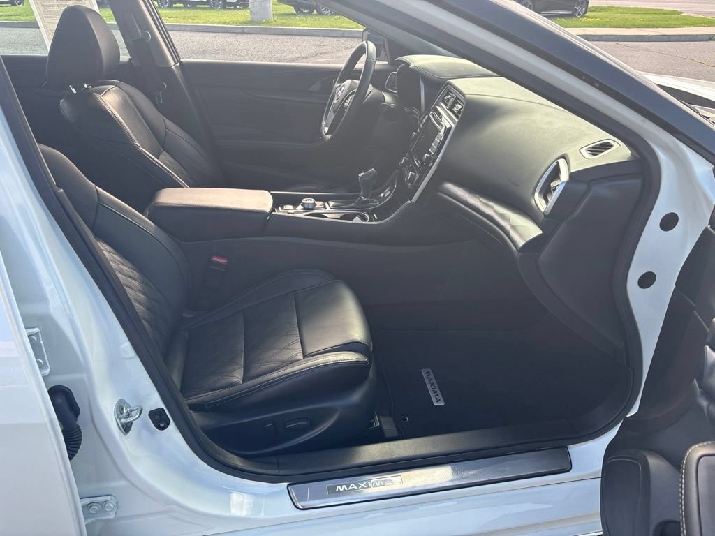 Certified 2023 Nissan Maxima Platinum w/ Sport Mat Group FWD image 32
