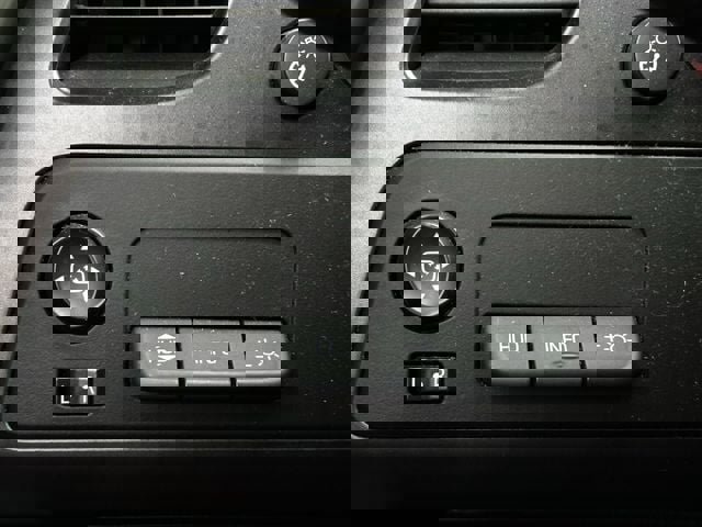 Used 2014 Chevrolet Corvette Stingray Coupe w/ 2LT Preferred Equipment Group image 23