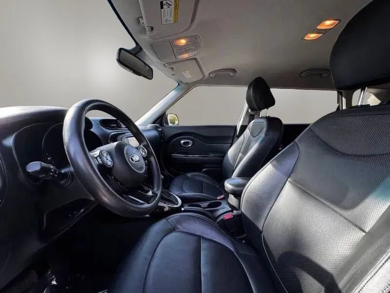 Used 2016 Kia Soul ! FWD image 13