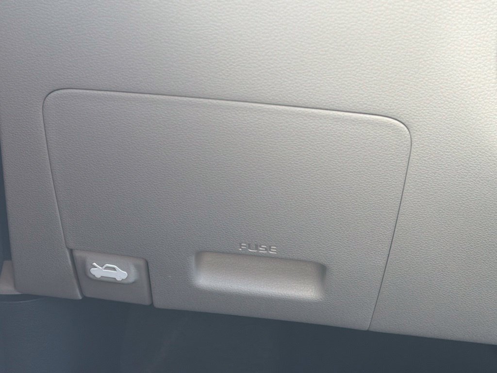 New 2026 Hyundai Venue SEL FWD image 30