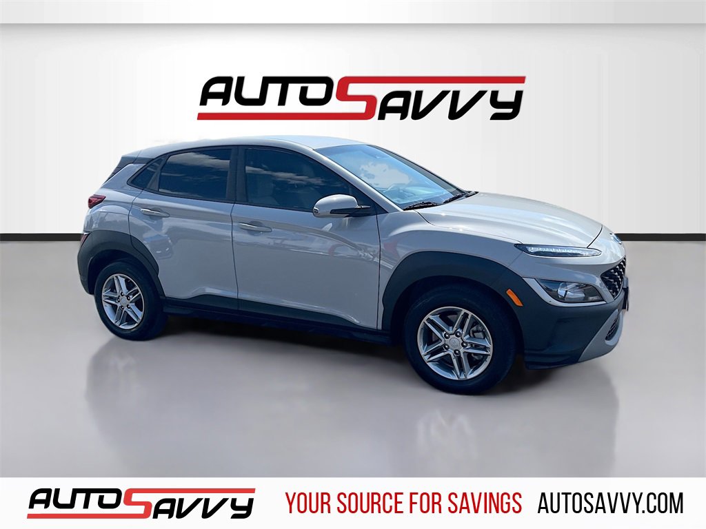 Used 2023 Hyundai Kona SE image 1