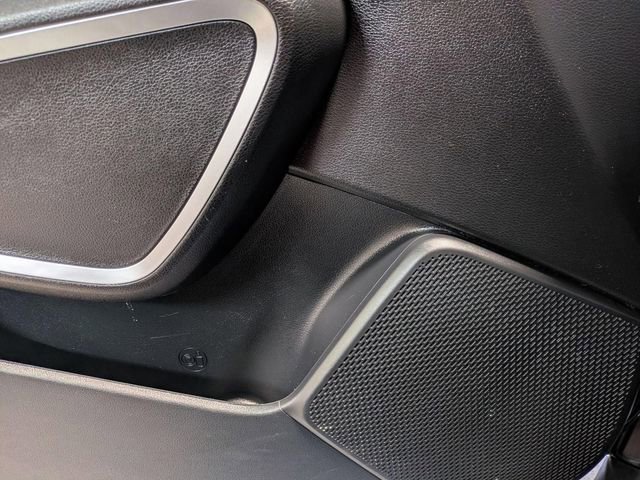 Used 2025 Kia Soul LX w/ LX Technology Package FWD image 16