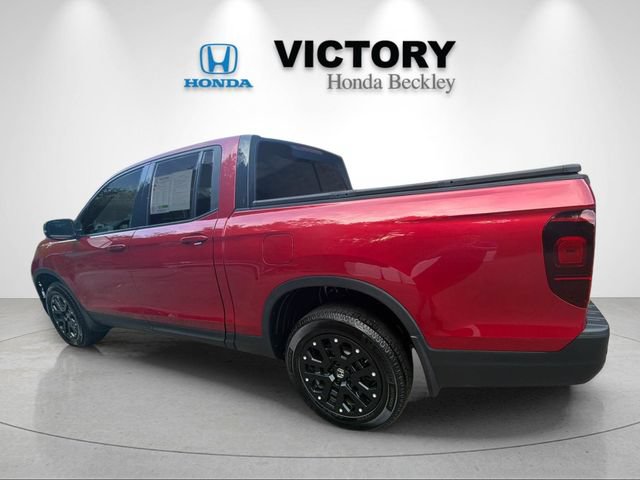 Certified 2024 Honda Ridgeline Black Edition image 3