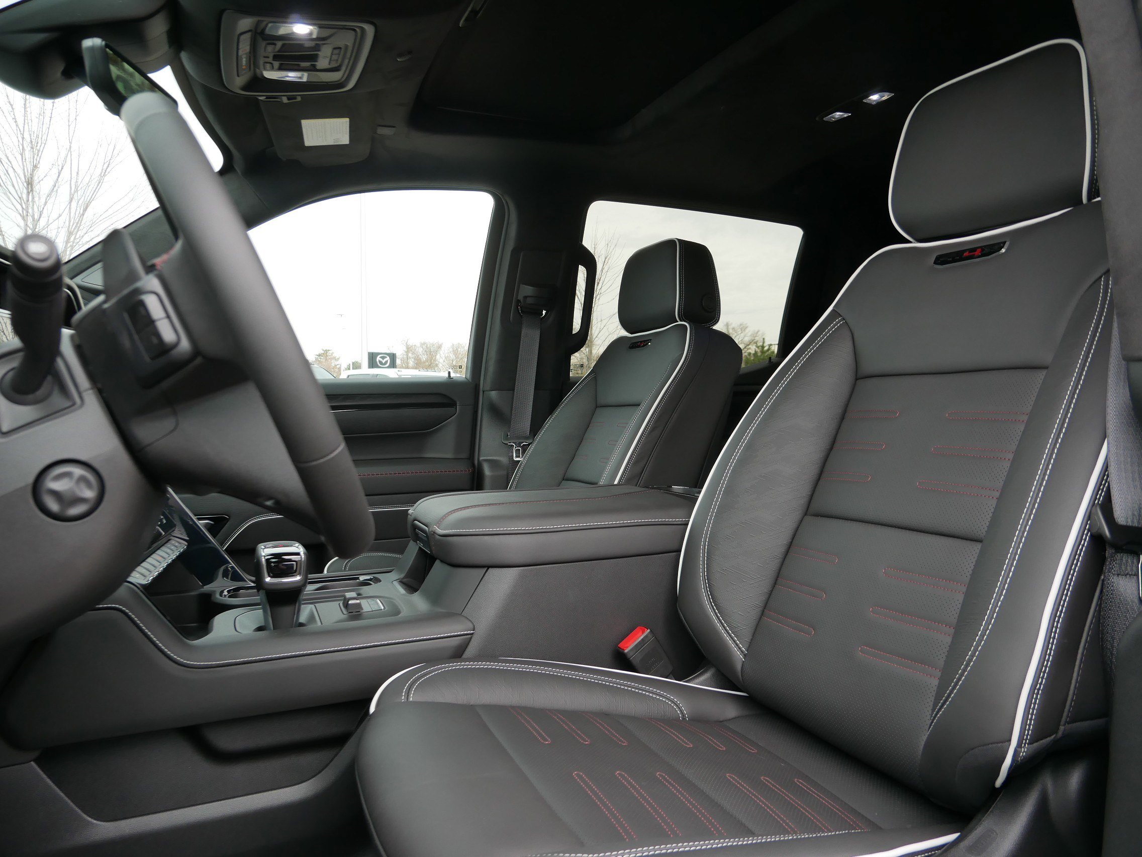 New 2026 GMC Sierra 1500 AT4X w/ LPO, Black Badging Package AWD/4WD image 4