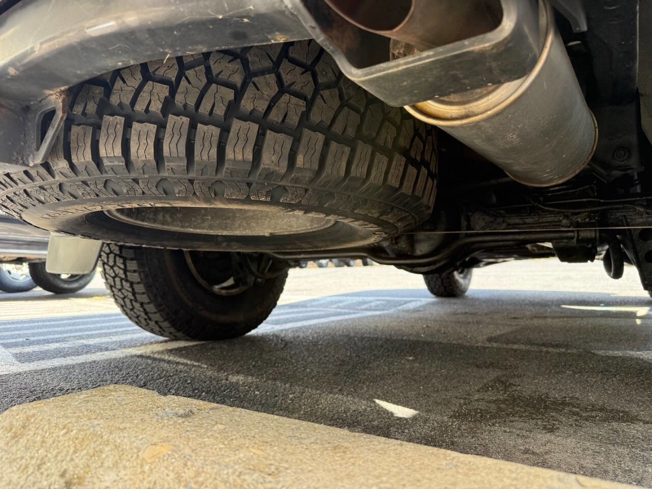 Used 2001 Lexus LX 470 4WD image 87