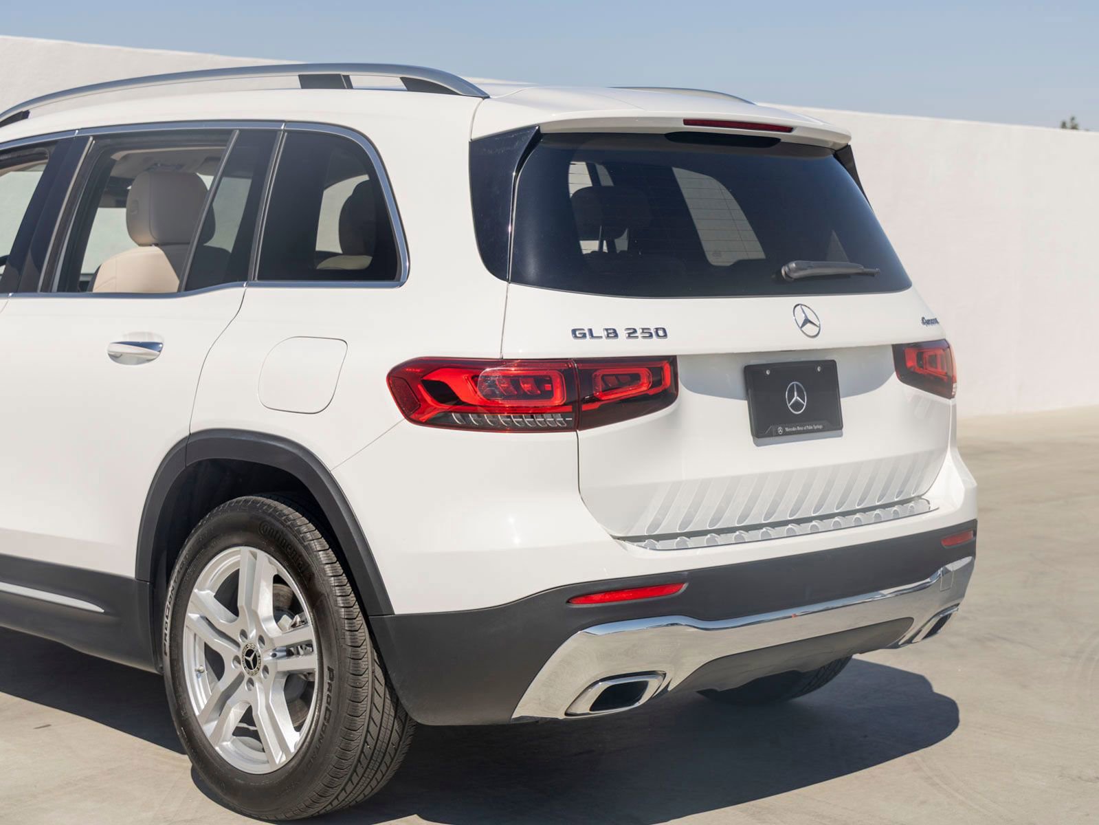 Used 2022 Mercedes-Benz GLB 250 4MATIC image 8