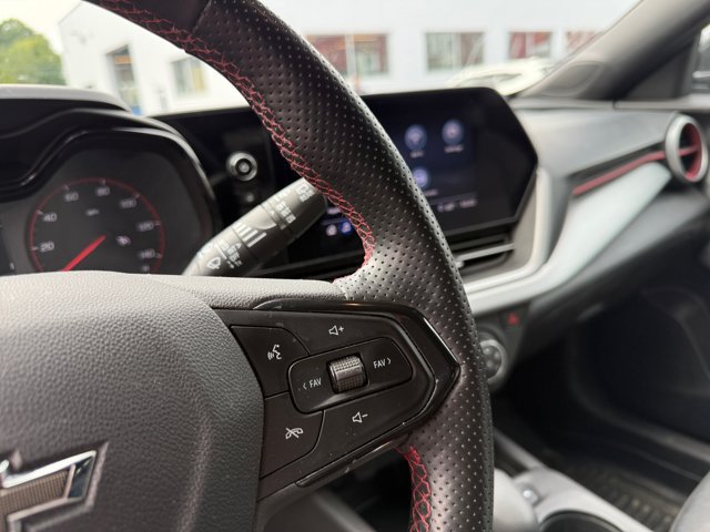 Certified 2024 Chevrolet Trax RS w/ Driver Confidence Package FWD image 17
