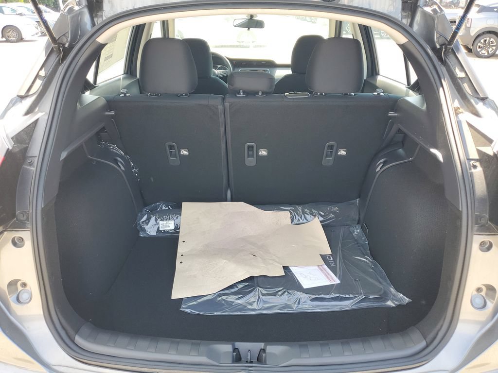 New 2025 Nissan Kicks Play S FWD image 7