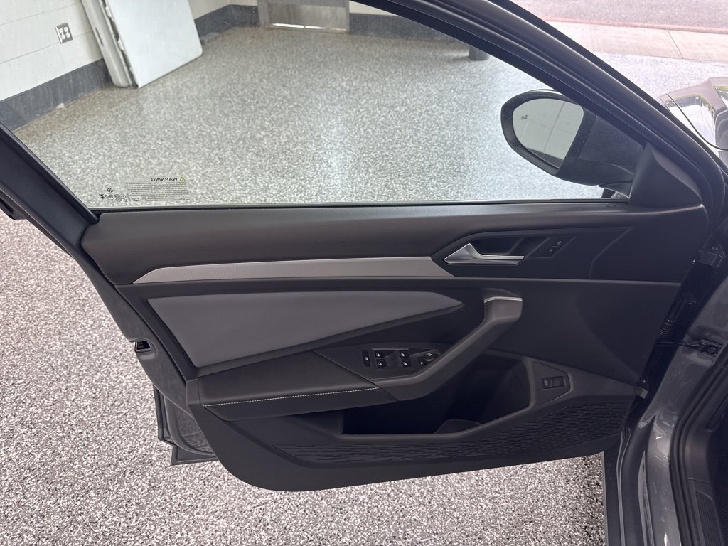 New 2026 Volkswagen Jetta SE FWD image 17